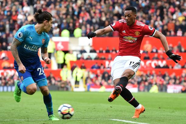 现出令人惊 现出令人惊