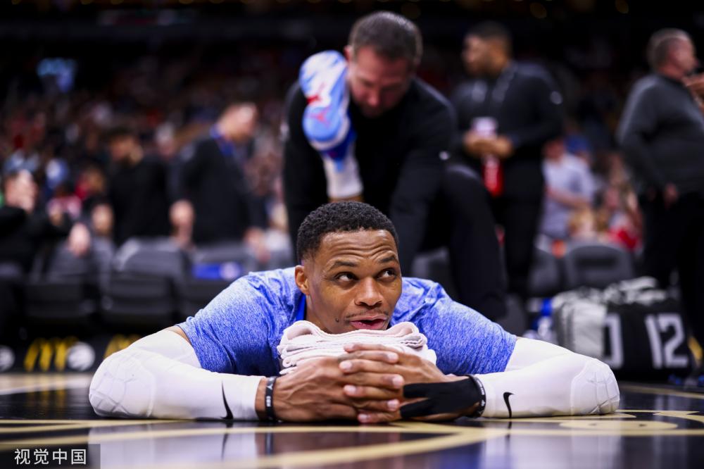 奏篮球的重 奏篮球的重